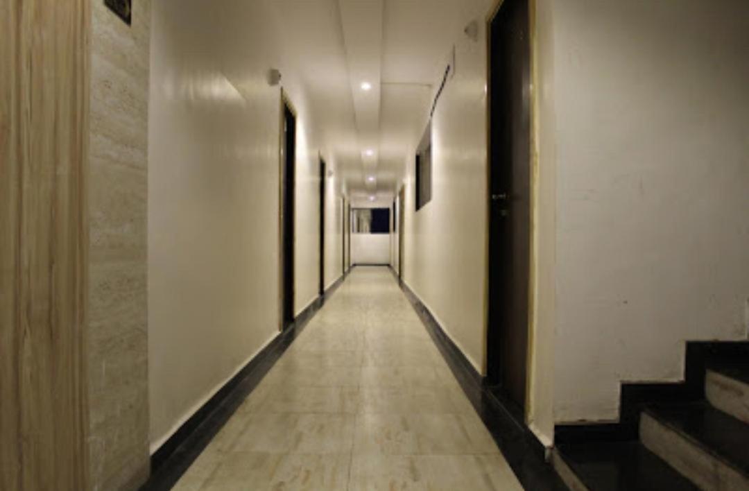 Strawberry Hills Saputara Hotel Exterior photo